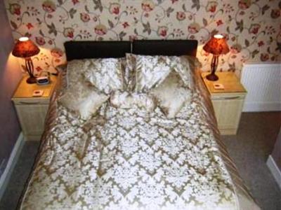 фото отеля Tudor House Great Yarmouth