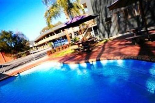 фото отеля BEST WESTERN Warby Lodge Motor Inn
