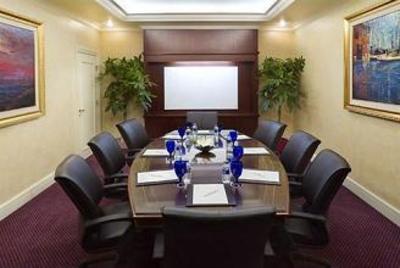 фото отеля Crowne Plaza Hotel Jakarta
