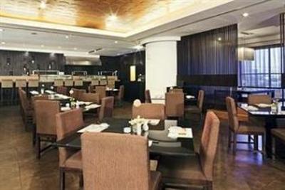 фото отеля Crowne Plaza Hotel Jakarta