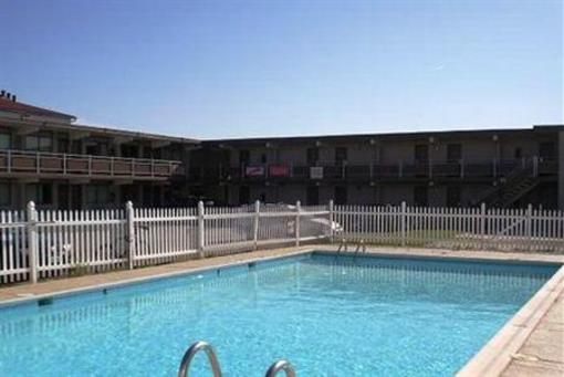 фото отеля Sandpiper Inn Virginia Beach