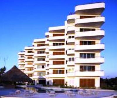 фото отеля Puerta Al Mar Condominiums Isla Mujeres