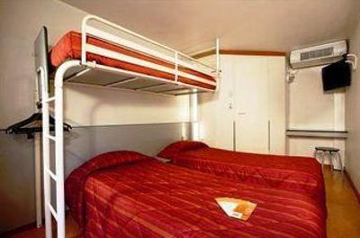 фото отеля Premiere Classe Boulogne - Saint Martin les Boulogne
