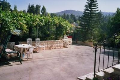 фото отеля Rosary Ein Karem Guest House