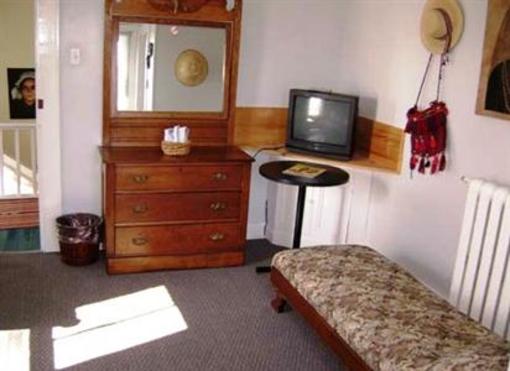 фото отеля Lakelawn Motel