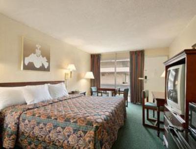 фото отеля Days Inn Fayetteville (Arkansas)