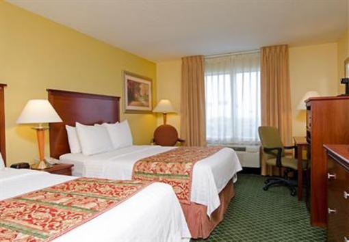 фото отеля Fairfield Inn Dayton North