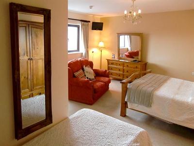 фото отеля Bay View B&B Kilkee