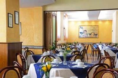 фото отеля Hotel Petrarca Rimini