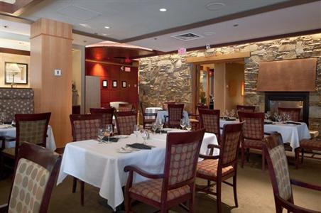 фото отеля Hilton Whistler Resort & Spa