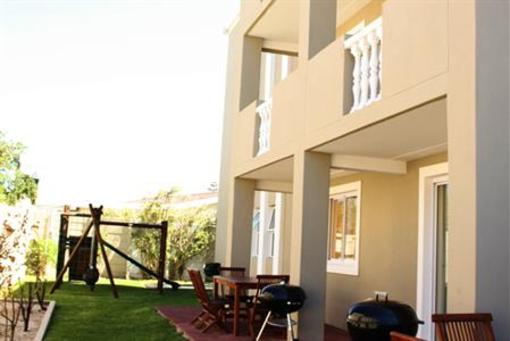 фото отеля Ocean Shores Hotel Cape Town