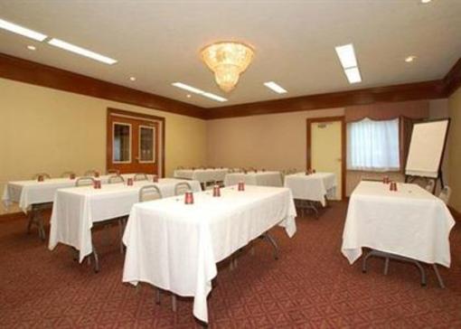 фото отеля Comfort Suites Carmel