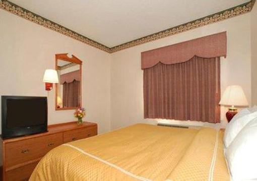 фото отеля Comfort Suites Carmel