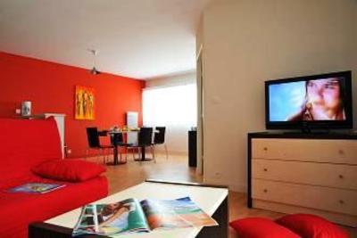фото отеля Residences De Bougainville Rochefort (France)