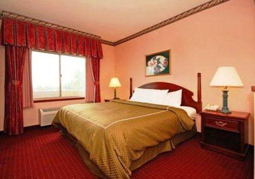 фото отеля Comfort Suites Inn at Ridgewood Farm