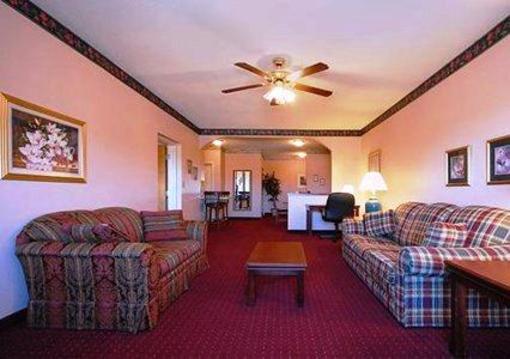 фото отеля Comfort Suites Inn at Ridgewood Farm