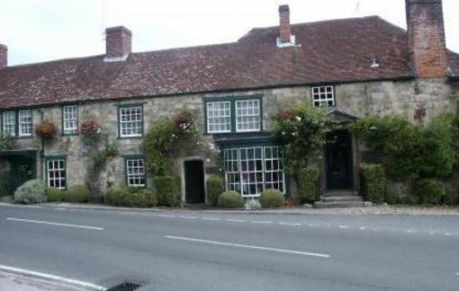 фото отеля The Lamb Inn Hindon