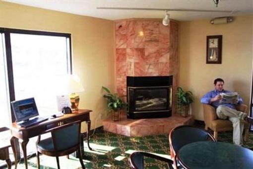 фото отеля Hampton Inn Sandusky Milan