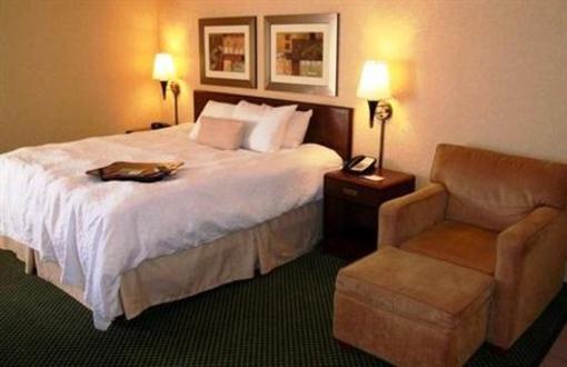 фото отеля Hampton Inn Sandusky Milan