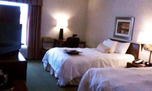 фото отеля Hampton Inn Sandusky Milan