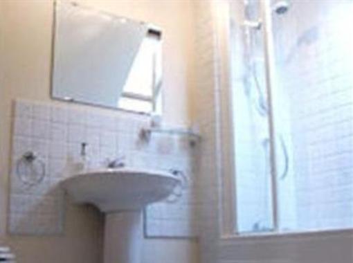фото отеля Inverness Apartments & Cottages