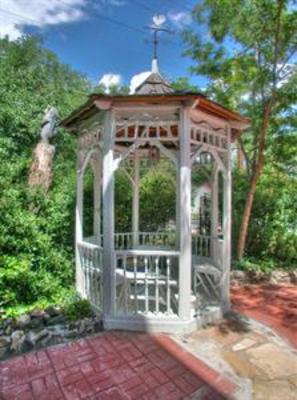 фото отеля Spurs N Lace Inn Colorado Springs
