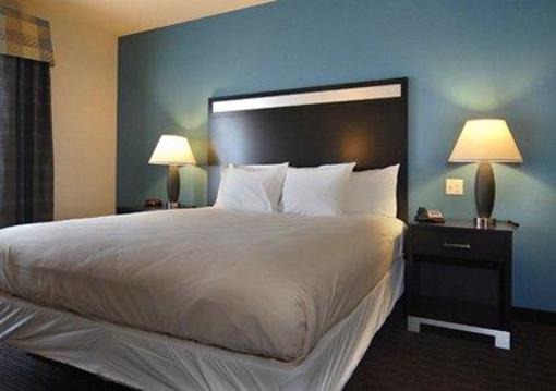 фото отеля Comfort Inn & Suites Parachute