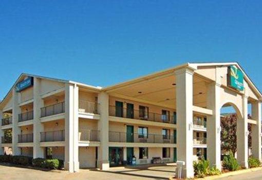 фото отеля Quality Inn North Ridgeland
