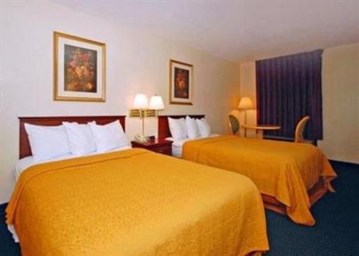 фото отеля American Inn at Fort Stewart