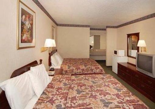 фото отеля American Inn at Fort Stewart
