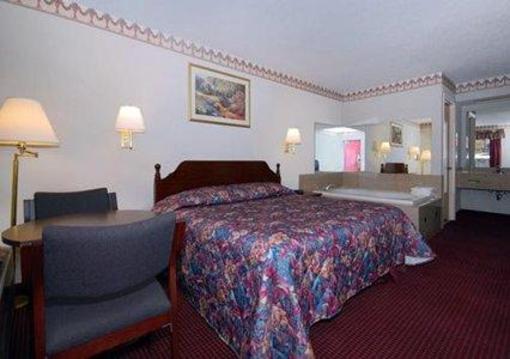 фото отеля American Inn at Fort Stewart