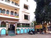 Hotel Temple on Ganges