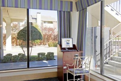 фото отеля Americas Best Value Inn Preferred Place Dallas