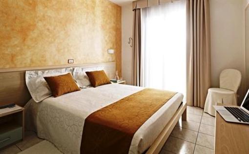 фото отеля Hotel Athena Lignano Sabbiadoro