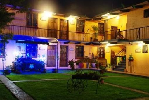 фото отеля Hotel Mision Colonial