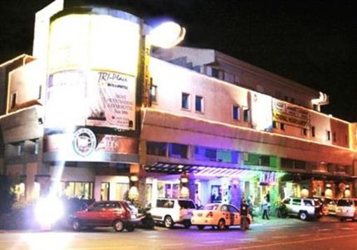 фото отеля Tri-Place Hotel Quezon
