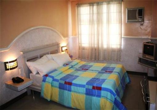 фото отеля Tri-Place Hotel Quezon