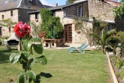 фото отеля Gites Du Manoir Du Haut Salmon