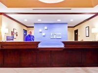 Holiday Inn Express Hotel & Suites Magee