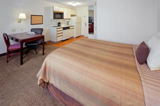 фото отеля Candlewood Suites Philadelphia - Mt. Laurel