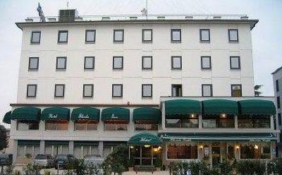 фото отеля Hotel Florida Inn