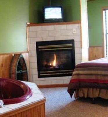фото отеля Baskins Creek Nestle Inn