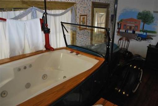 фото отеля Seven Wives Inn