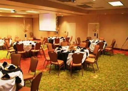 фото отеля Hampton Inn & Suites Florence-North I-95