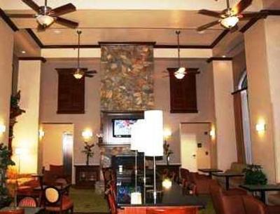 фото отеля Hampton Inn & Suites Florence-North I-95