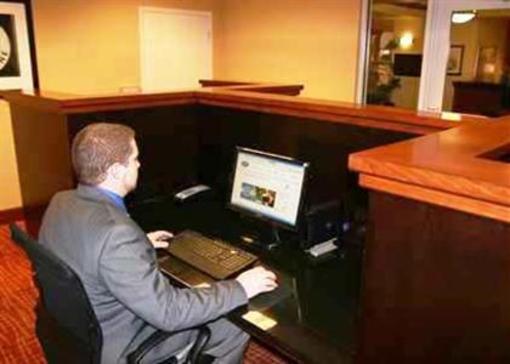фото отеля Hampton Inn & Suites Florence-North I-95