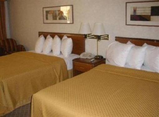 фото отеля Quality Inn & Suites Lathrop