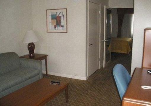 фото отеля Quality Inn & Suites Lathrop