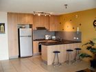 фото отеля Seafarer Chase Holiday Apartments Caloundra