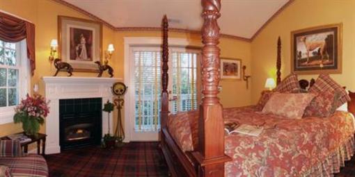 фото отеля Campbell House, A City Inn